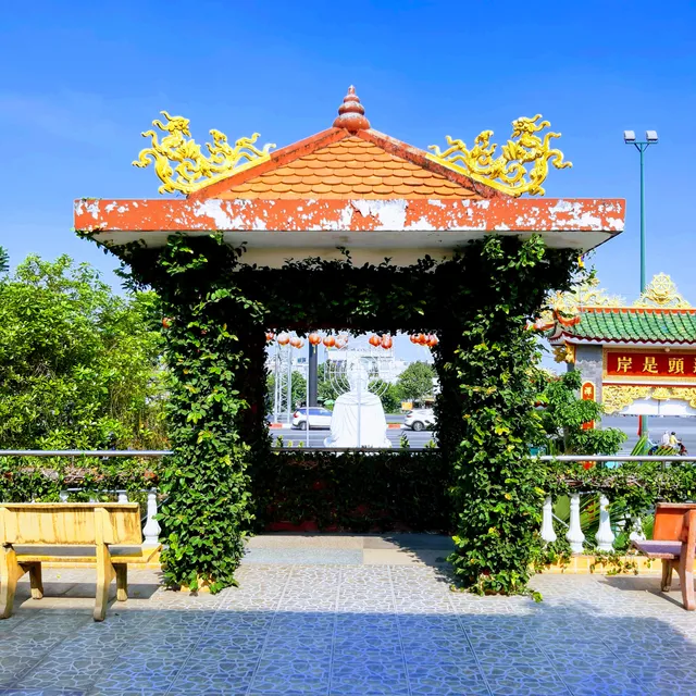 An Lac Buddhist Temple