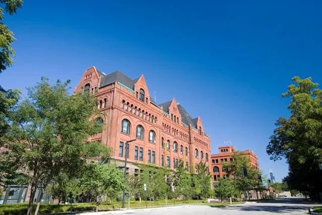 Armour (Philip) Square Park