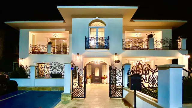 Vila SaraDa Boutique