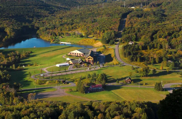 Hope Lake Lodge & Conference Center
