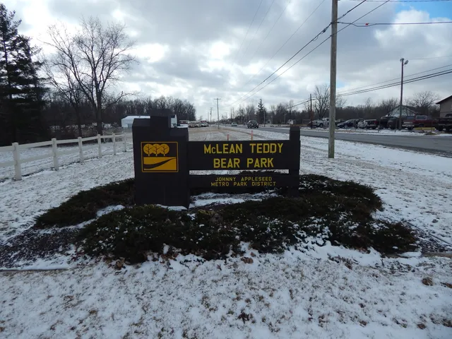 McLean Teddy Bear Park