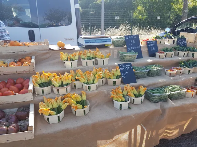 Marché agricole de Velleron