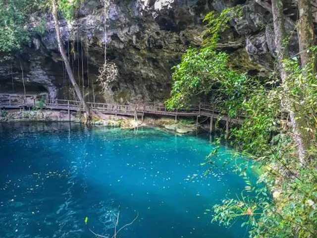 Cenote Xcanche