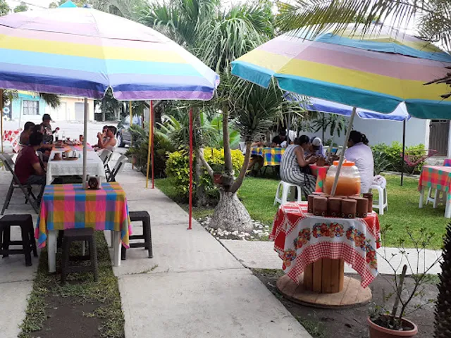 Tacos Acorazados & Guisados " Franco ".