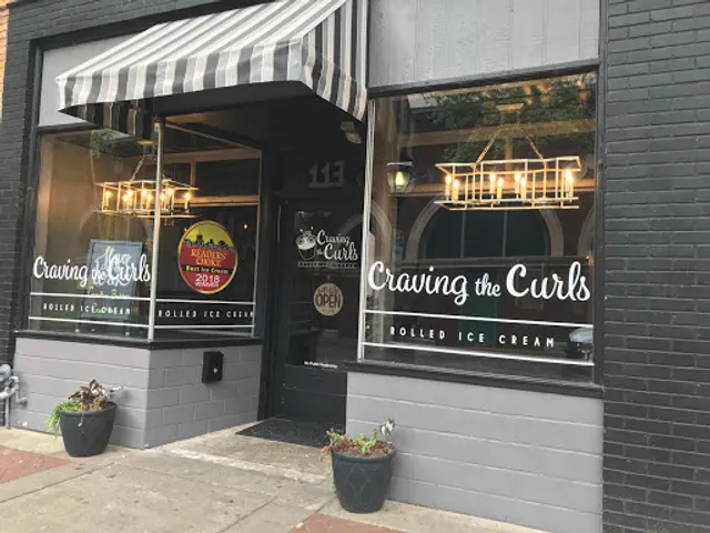 Craving the Curls & more