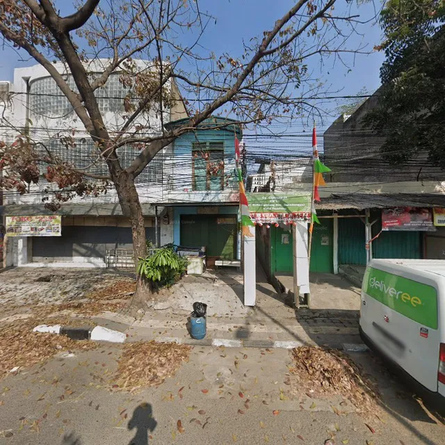 Ungu Kostel Fly Over Kircon