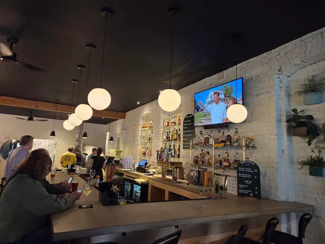 Wendy Puff Pizzeria + Pub