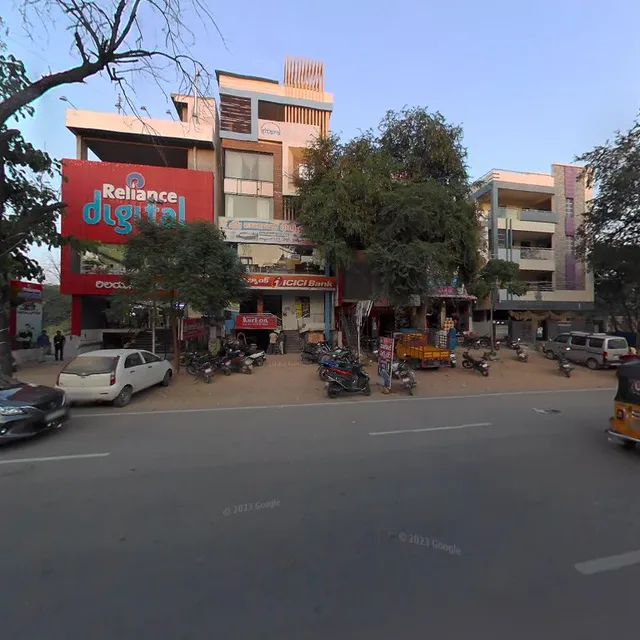 SPOT ON 49412 Sitara Grand Lodge