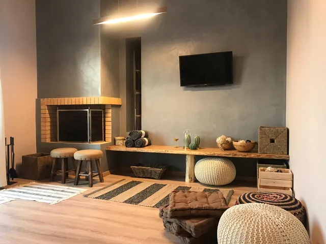 Living Stone Emerald Apartment