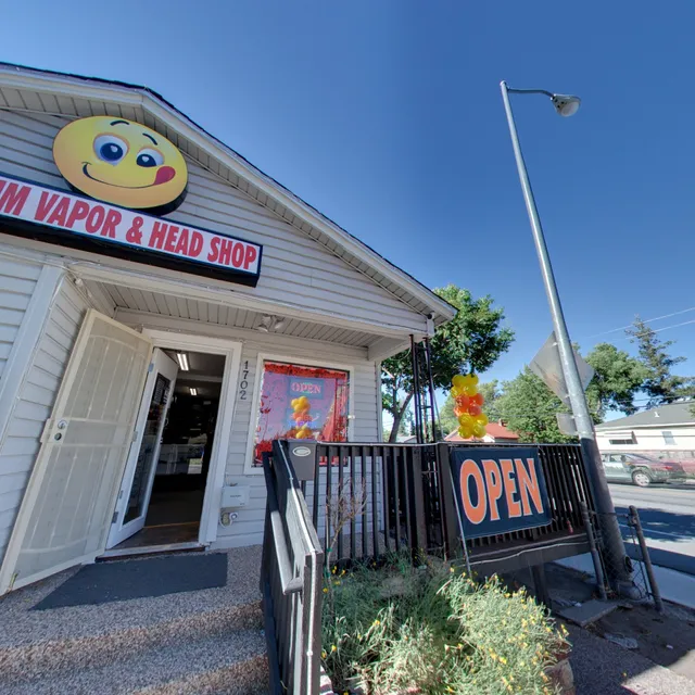 Yum Yum Vapor & Head Shop