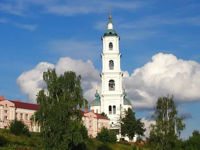 Marina Tsvetayeva monument
