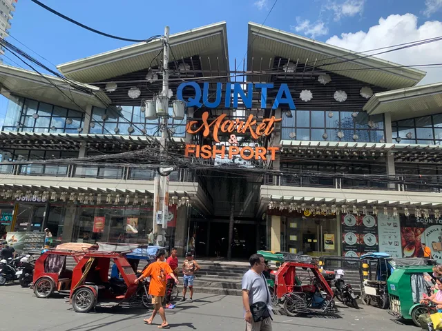 Jolli Dada’s Eatery The Original Palabok Pancit & Halo Halo