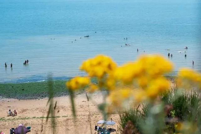 Western Undercliff Beach