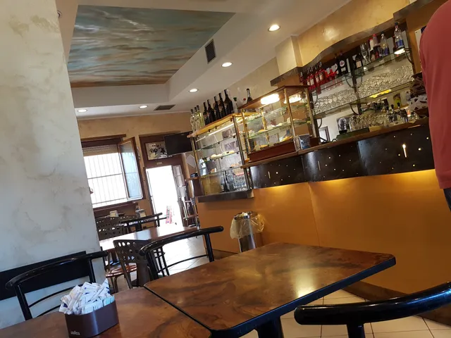 Bar Pasticceria White