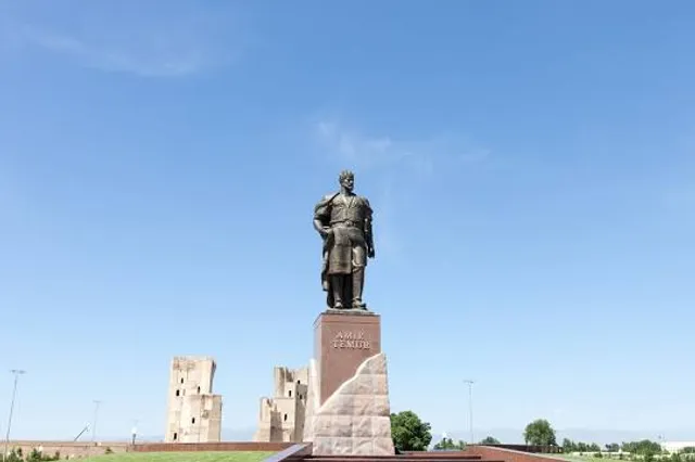 Statue of Amir Temur