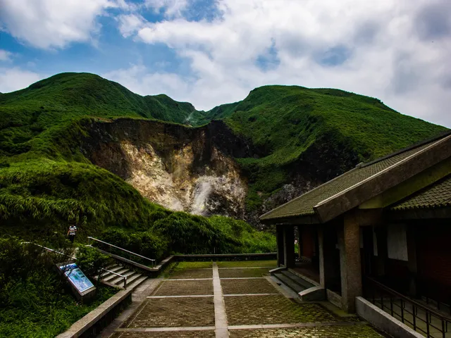 Xiaoyoukeng Visitor Center