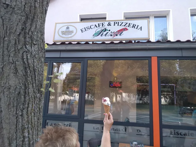 Pizzeria und Eiscafé Rizzi