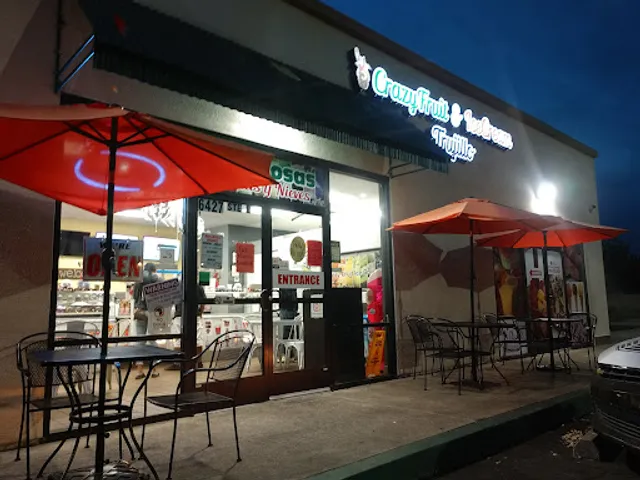 Crazy Fruit & Ice Cream Trujillo