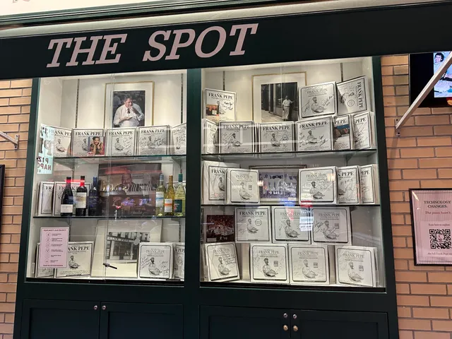 Frank Pepe Pizzeria Napoletana