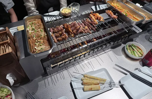 Yanji Fengmao Chuancheng