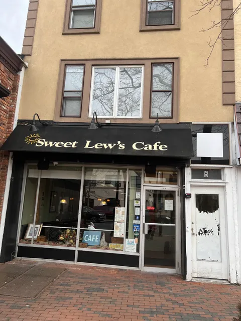 Sweet Lew's Cafe