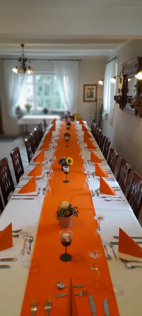 Bei Linos im Lindenstübchen