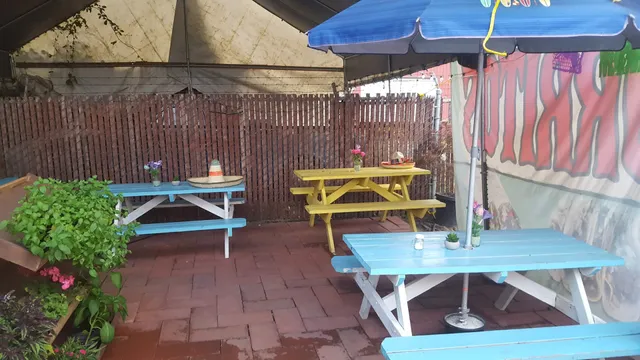 Los Fogones Taco Truck