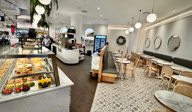 Pattison's Patisserie Warringah Mall