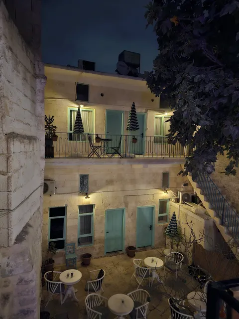 Tun House Restoran Hotel Cafe