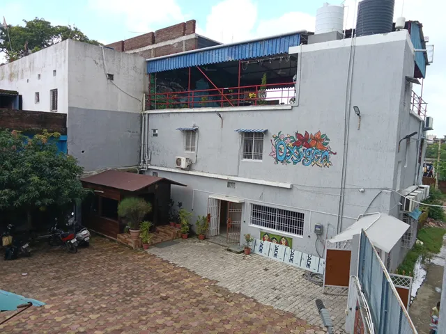 Super OYO Flagship Oxygen