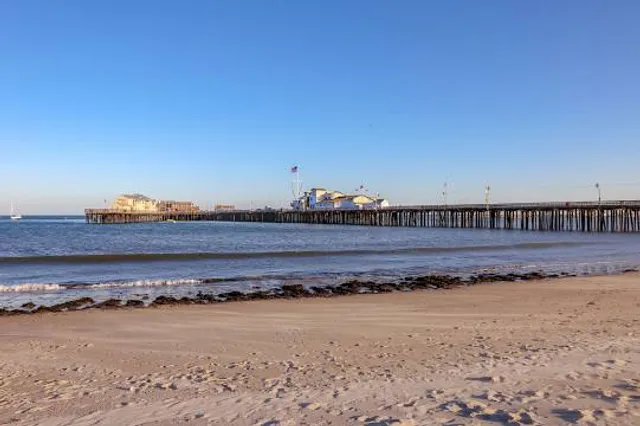Pier Santa Barbara