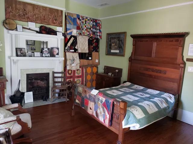 Seven Springs Museum