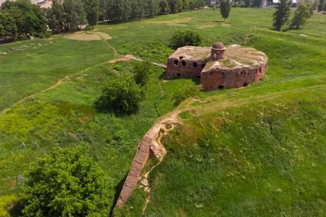 Babrujsk Fortress