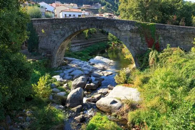 Puente Medieval Aquelcabos