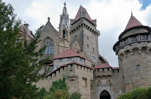 Adlerwarte Kreuzenstein