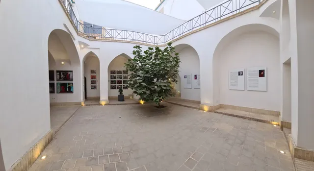 Steve House (Kashan Gallery)