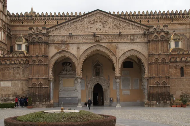 Statua di Santa Rosalia