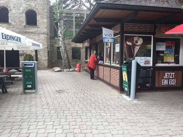 Burgschaenke (Restaurant by the Owl Castle)