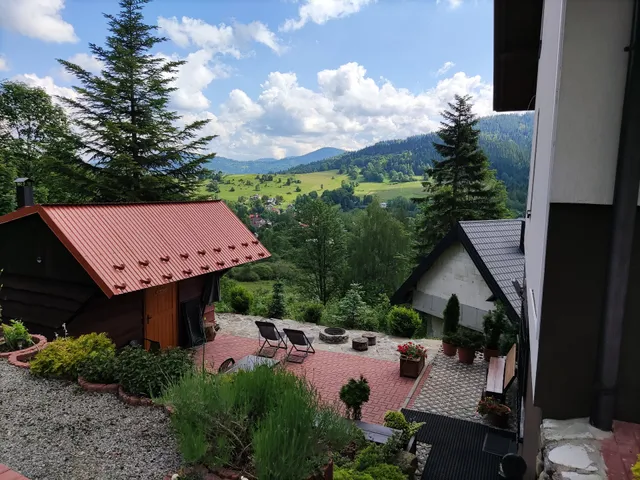 Pokoje do wynajęcia u Eli Korbielów