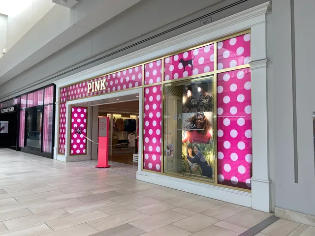 Victoria's Secret & PINK
