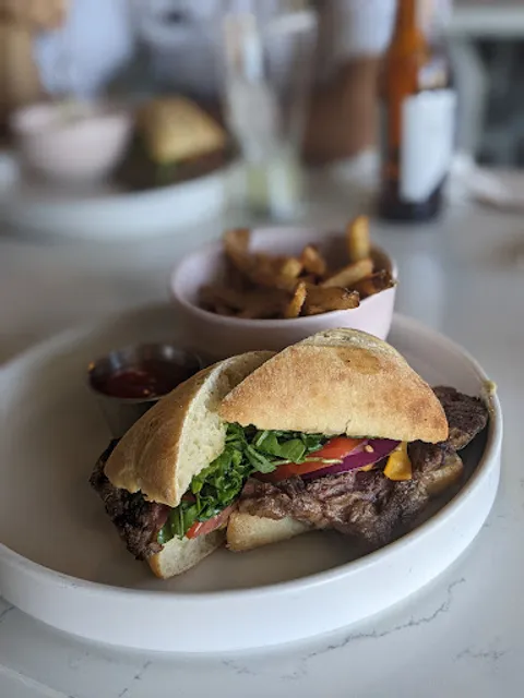 Gula | Cocina + Bar (Senecú)