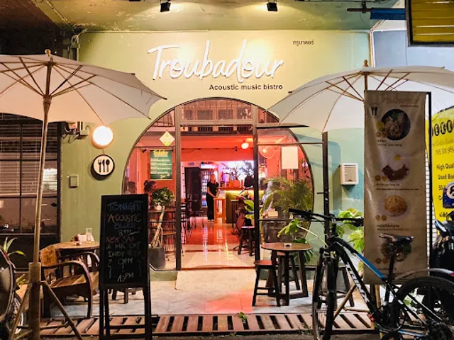 Troubadour Blues bar