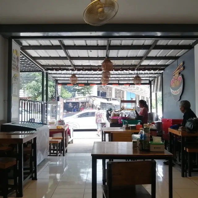 นายไทเตี๋ยวตุ๋น