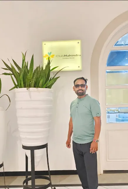 Sol Bar Restaurant at Club Mahindra Resort Emerald Palms