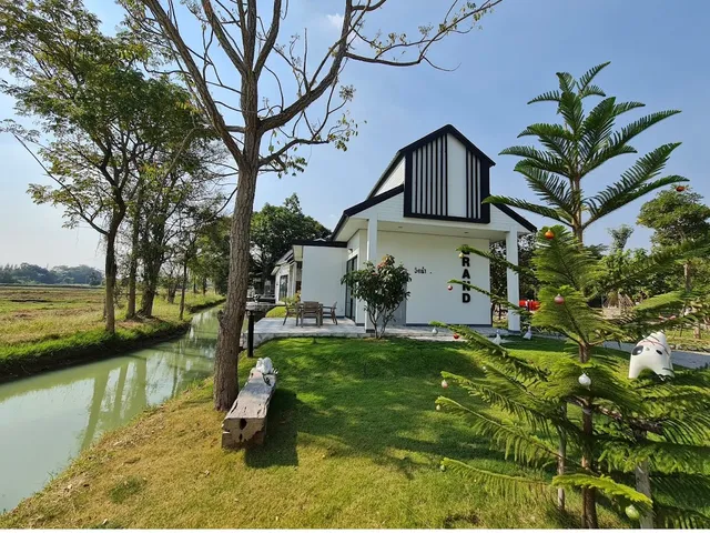 บ้านเล็กกว่าเขา โพธาราม