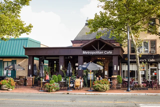 Metropolitan Cafe