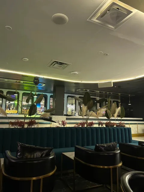 Befikre | Bar + Indian Kitchen | Best Indian restaurant in Mississauga | Top Rated Indian restaurant in Mississauga