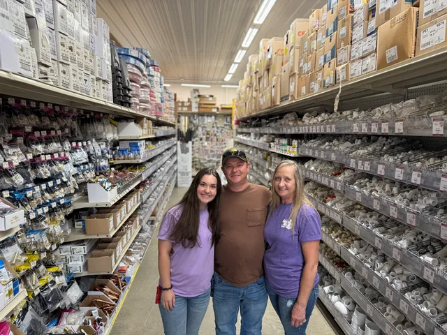 Robertson's Hardware, LLC