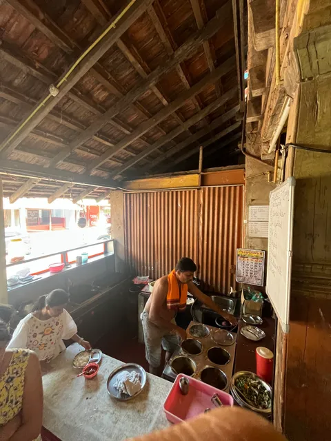 Dattaprasad tiffin canteen