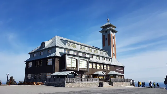 Aussichtsturm auf dem Fichtelberg
